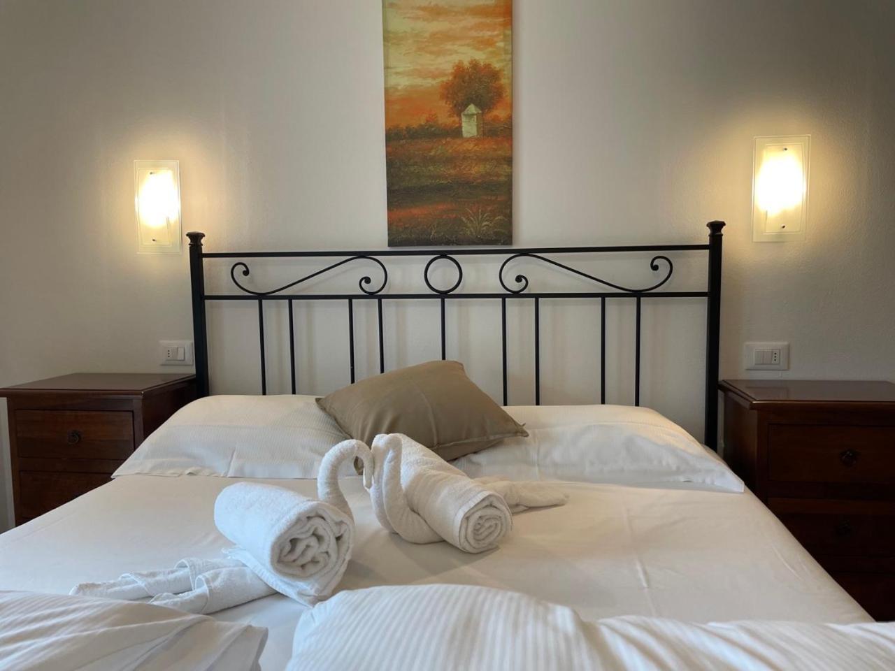 Aparthotel Residenza Le Due Torri Riva del Garda Exterior foto
